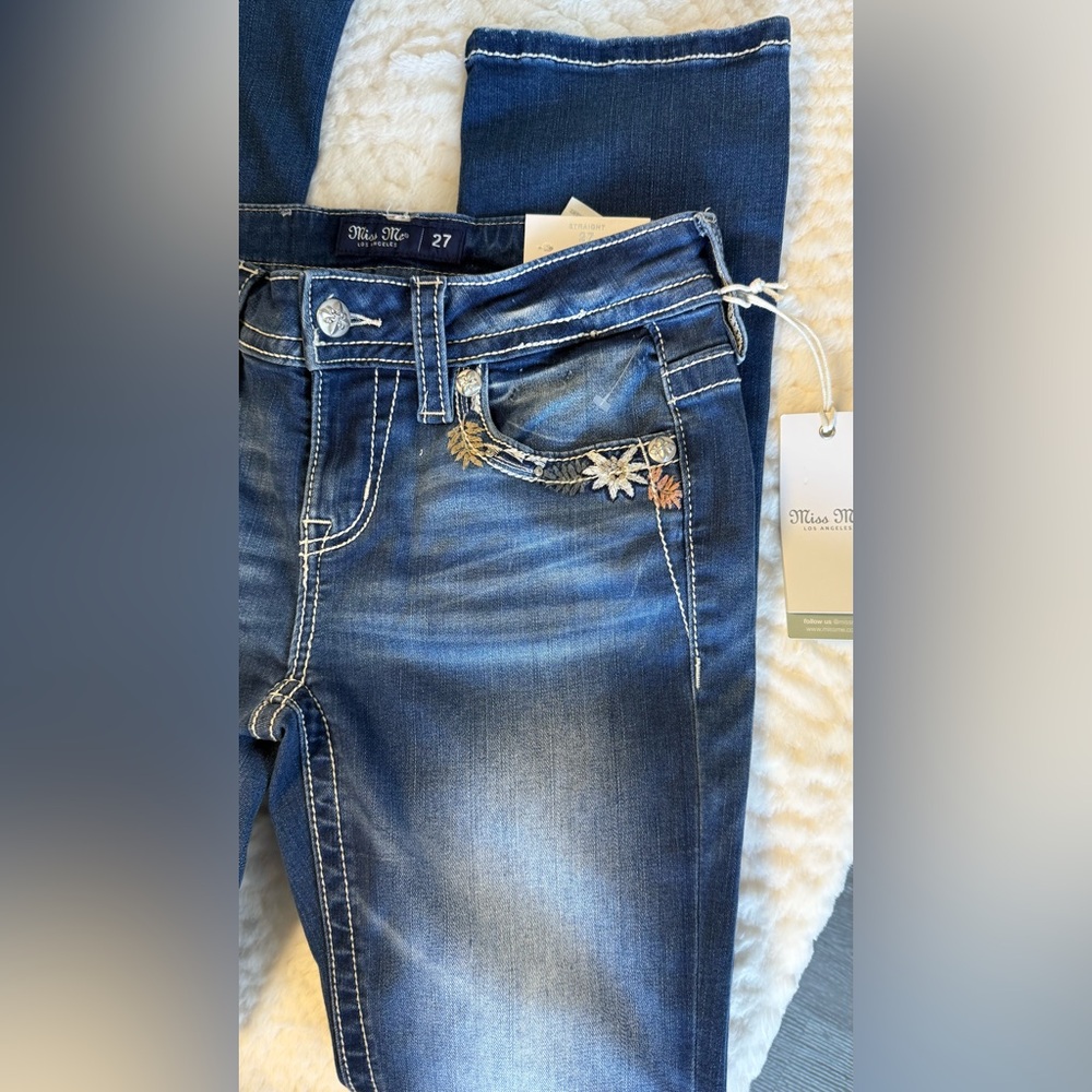 Miss Me Blue Embroidered Cropped Jeans - Picture 8 of 12